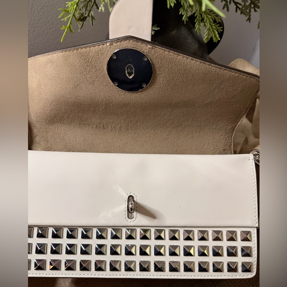 Michael Kors Greenwich Shoulder Bag - Picture 9 of 14